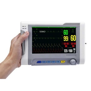 Wall mounting vital signs patient monitor uMR C8+