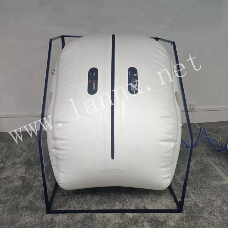 Horizontal egg type hyperbaric oxygen chamber uDR S2